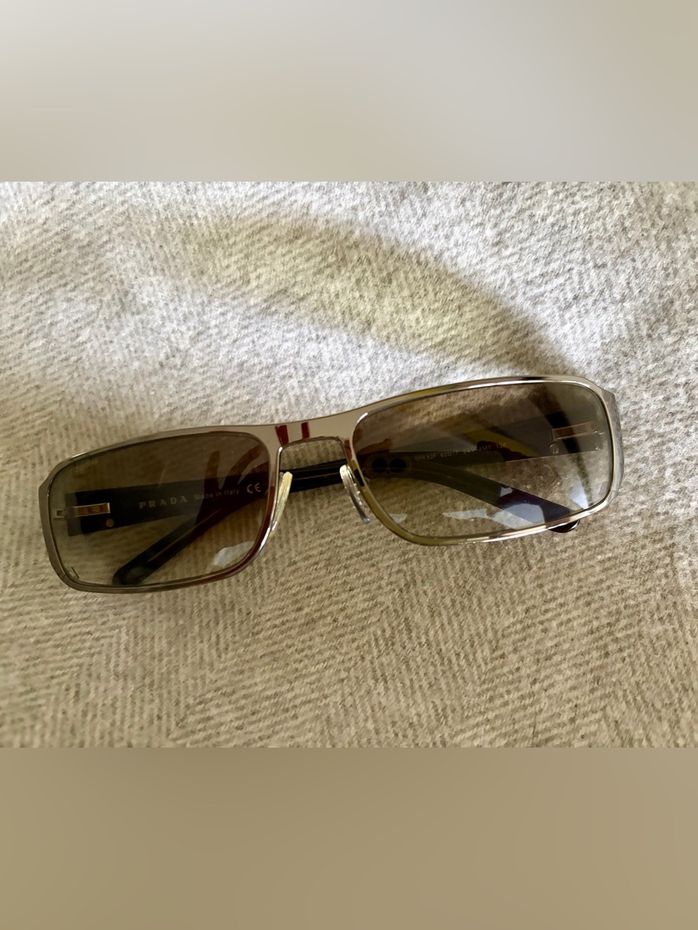 Prada Men’s Sunglasses SPR 52F - Picture 9 of 12
